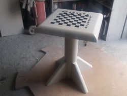 dış-mekan-satranç-masası